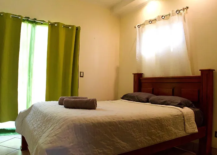 Escapaditas Tamarindo The Oaks Apartamento *